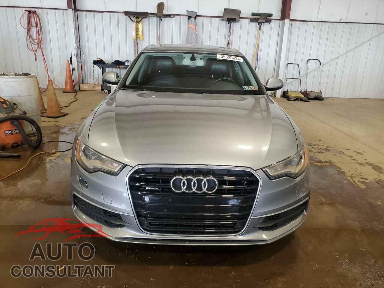 AUDI A6 2013 - WAUHGAFC9DN057227