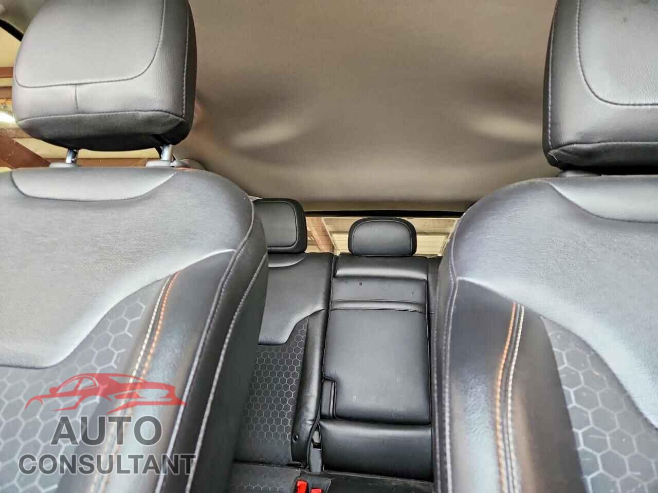 JEEP COMPASS 2019 - 3C4NJDBB3KT628682