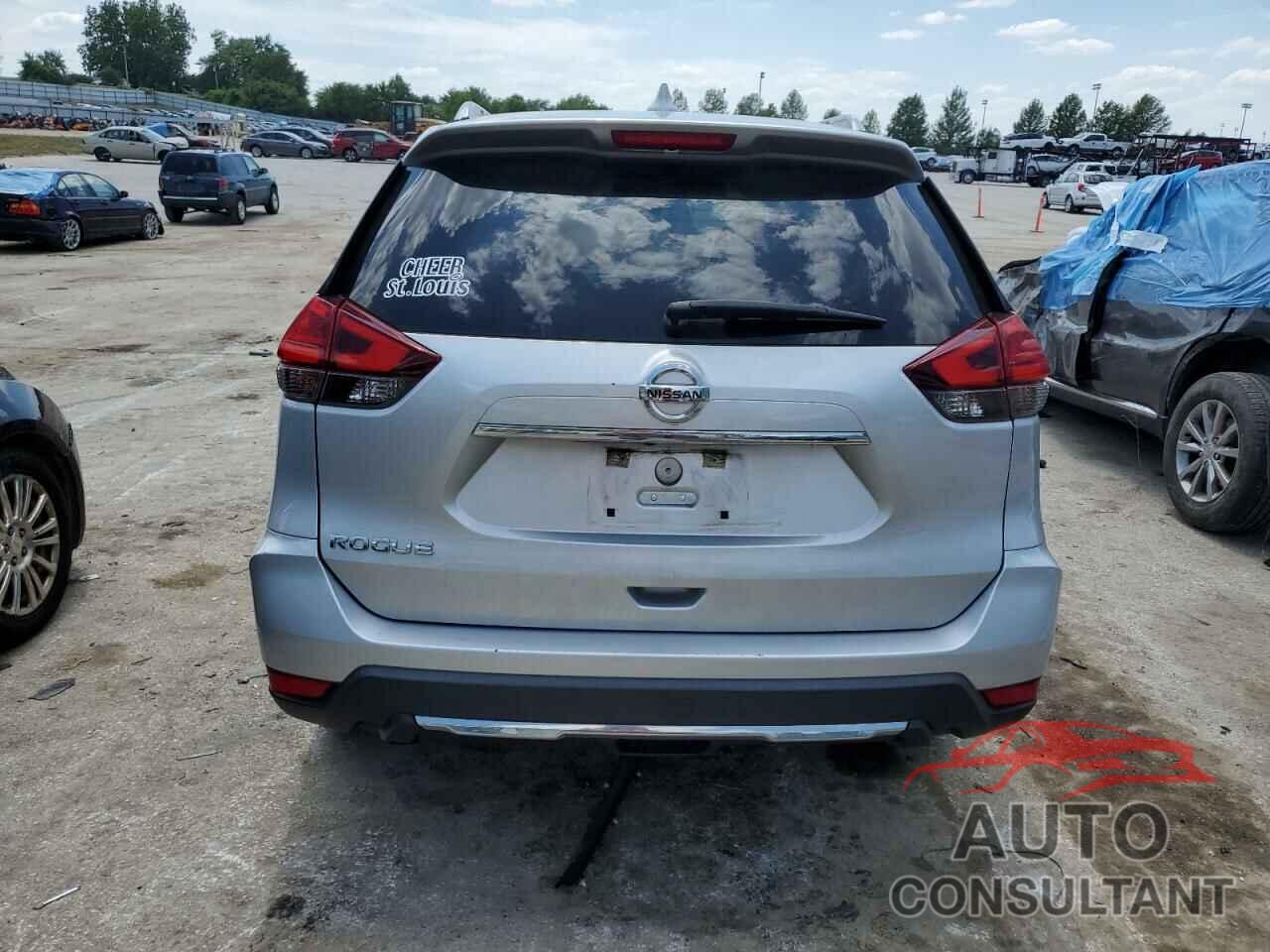 NISSAN ROGUE 2017 - 5N1AT2MT1HC777532