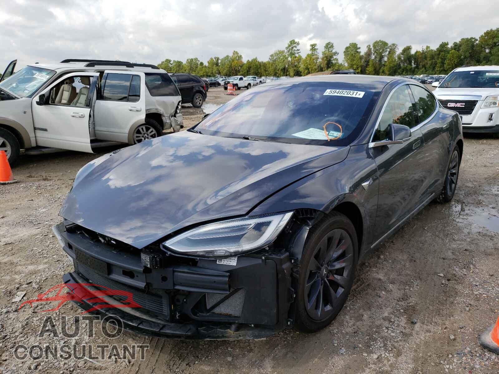 TESLA MODEL S 2019 - 5YJSA1E20KF331820