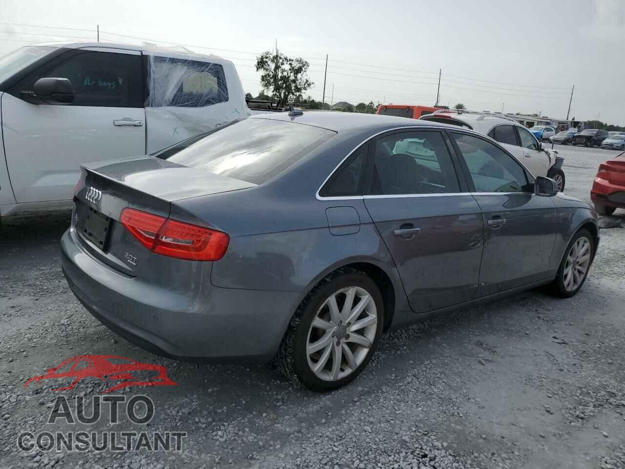 AUDI A4 2013 - WAUFFAFL9DN041393