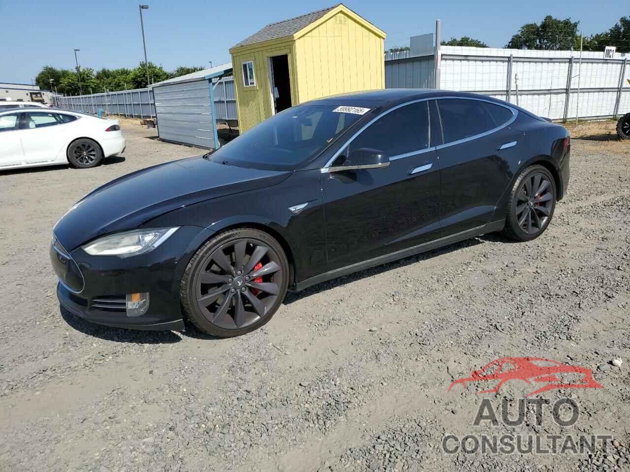 TESLA MODEL S 2015 - 5YJSA1E43FF117363