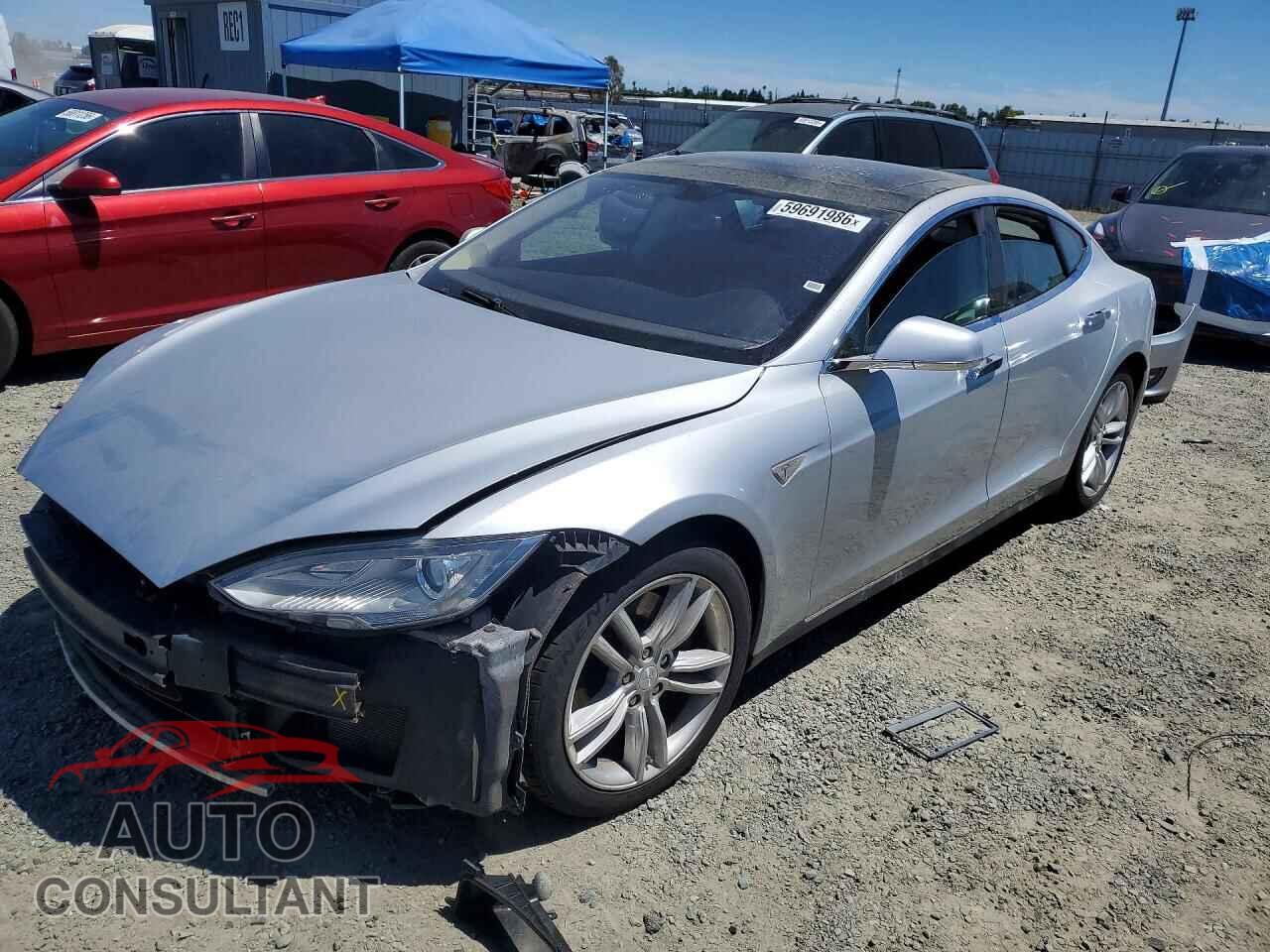 TESLA MODEL S 2013 - 5YJSA1CN5DFP07170