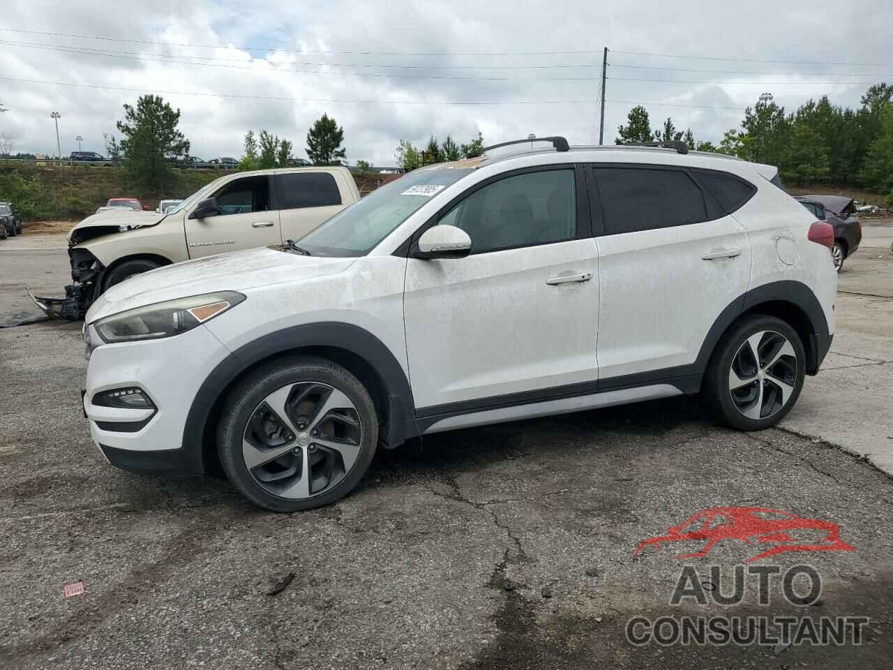 HYUNDAI TUCSON 2017 - KM8J3CA23HU373448