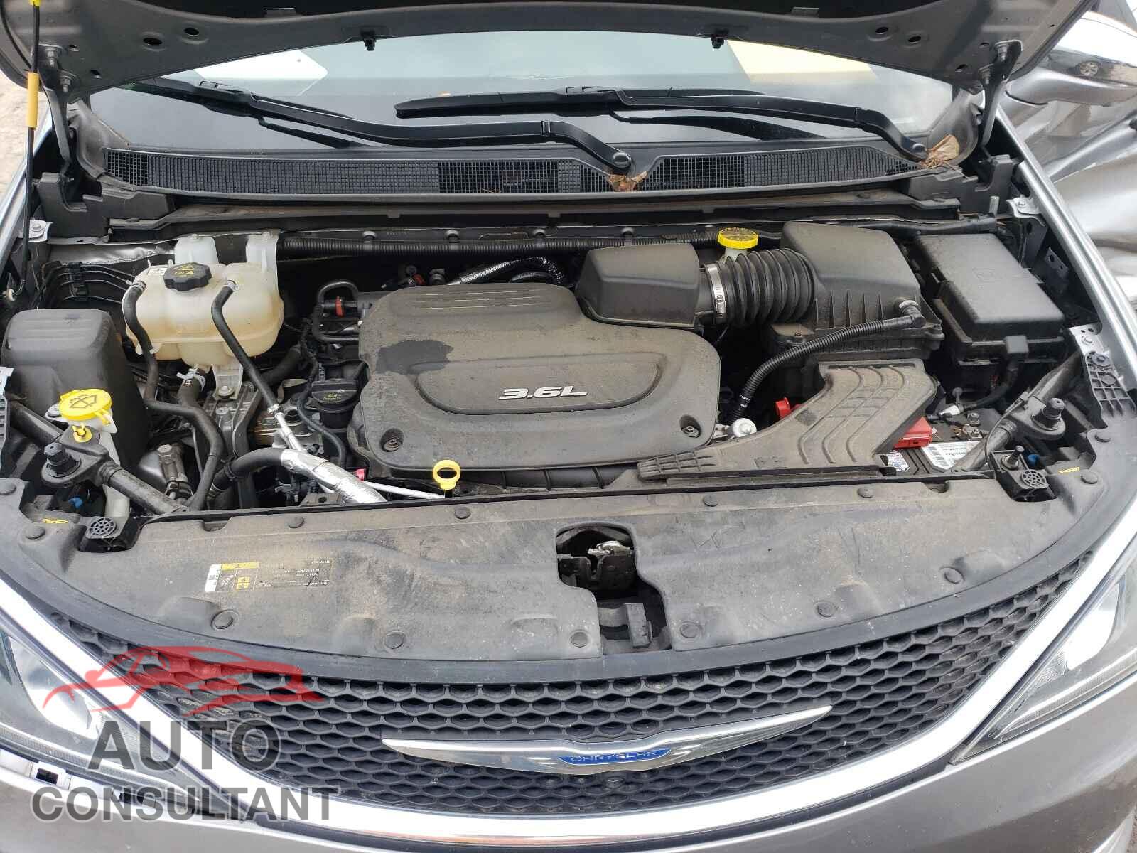 CHRYSLER PACIFICA 2018 - 2C4RC1GG4JR351489