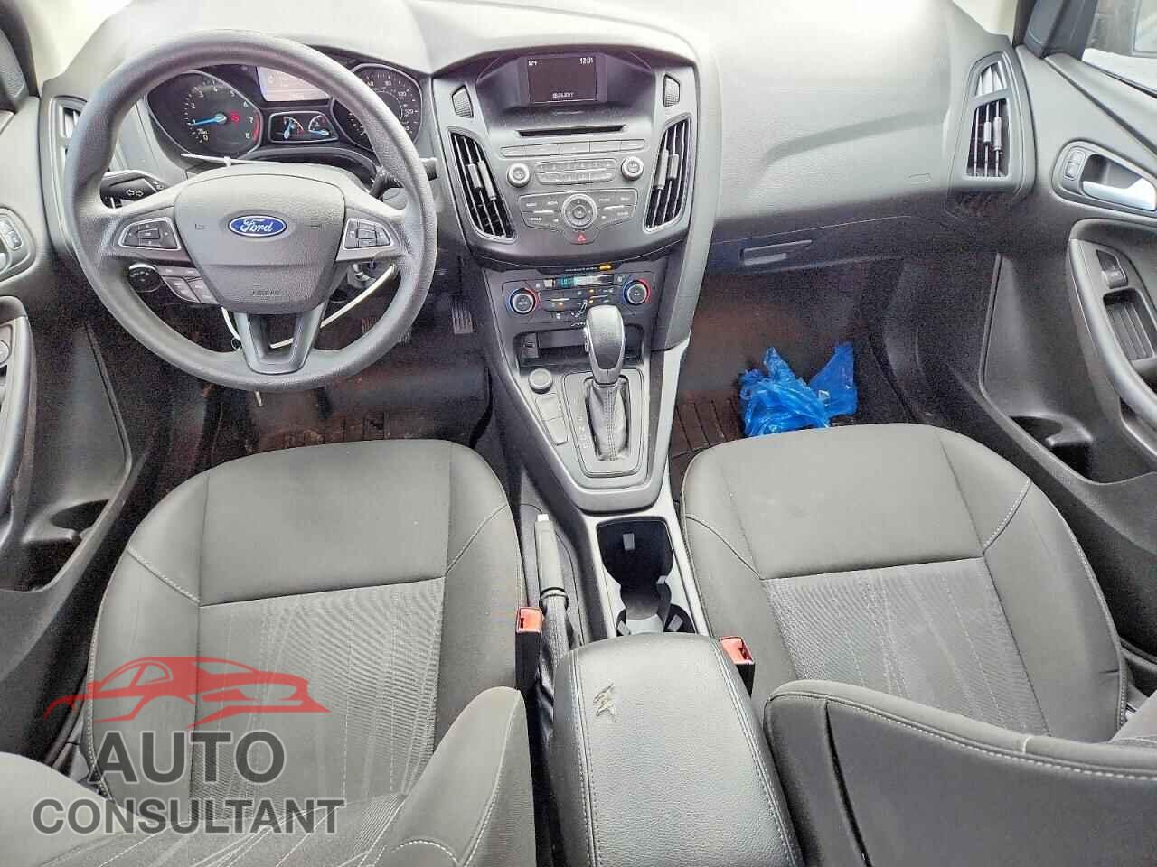 FORD FOCUS 2017 - 1FADP3FE4HL310041