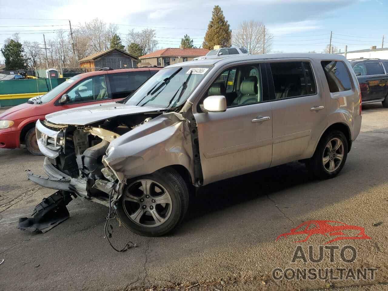 HONDA PILOT 2013 - 5FNYF4H50DB053930