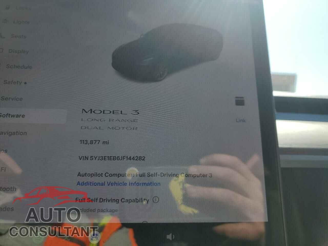 TESLA MODEL 3 2018 - 5YJ3E1EB6JF144282