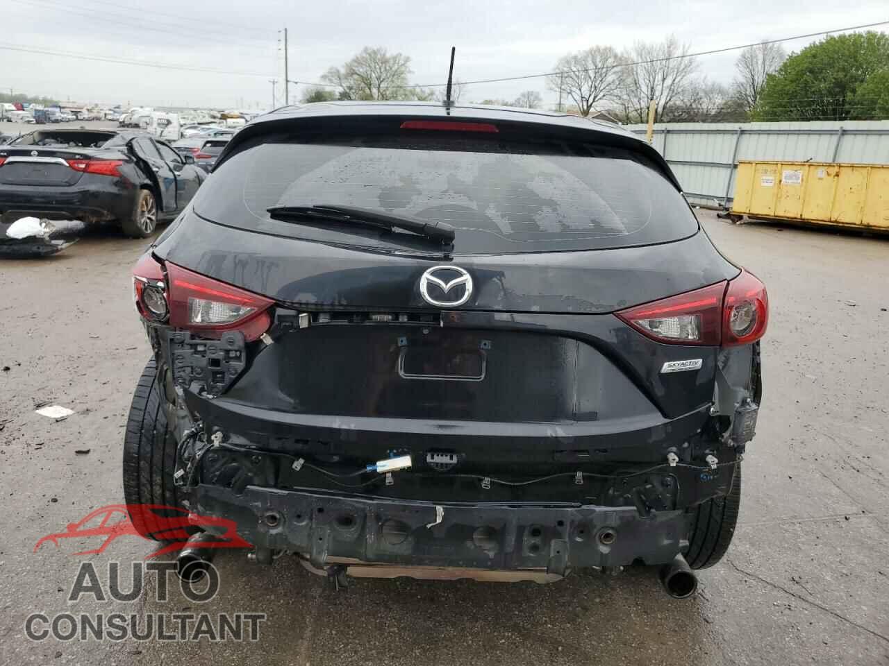 MAZDA 3 2017 - 3MZBN1L75HM106880