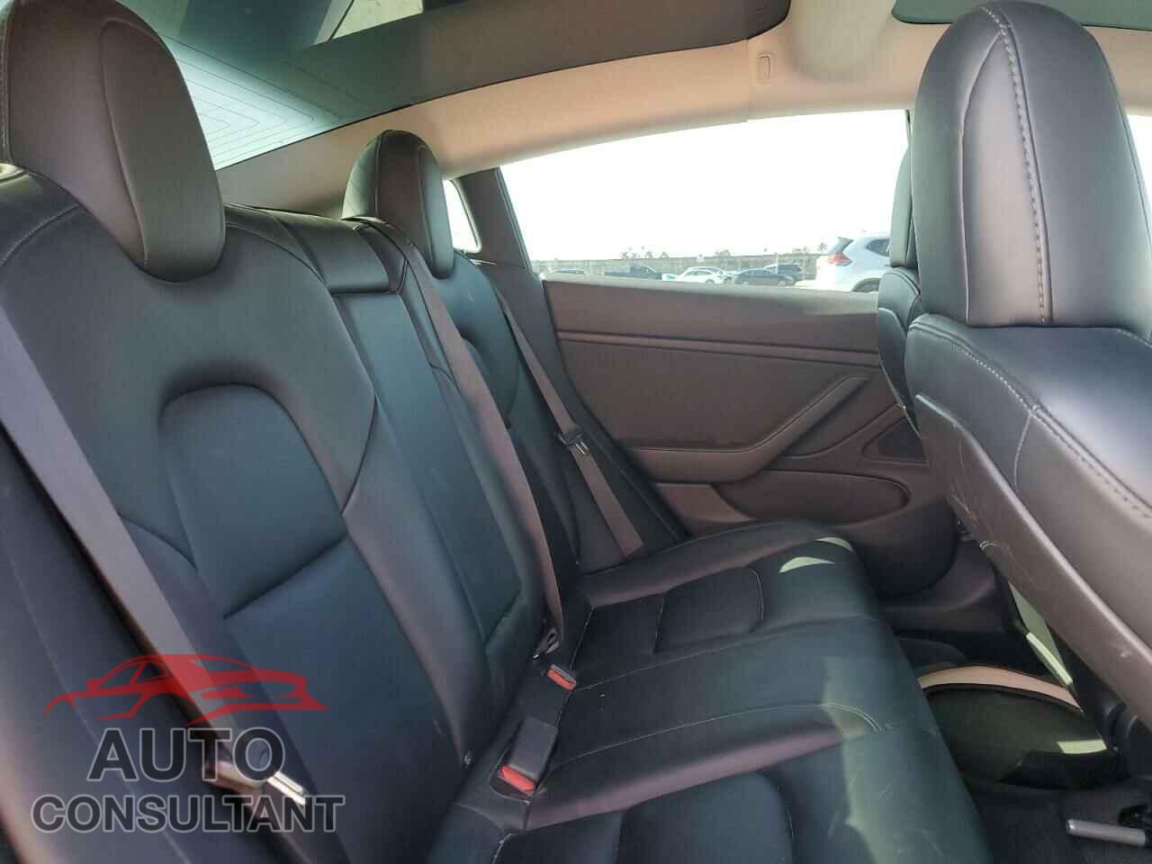 TESLA MODEL 3 2019 - 5YJ3E1EA2KF417226