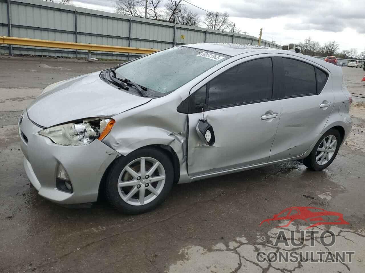 TOYOTA PRIUS 2014 - JTDKDTB31E1083915