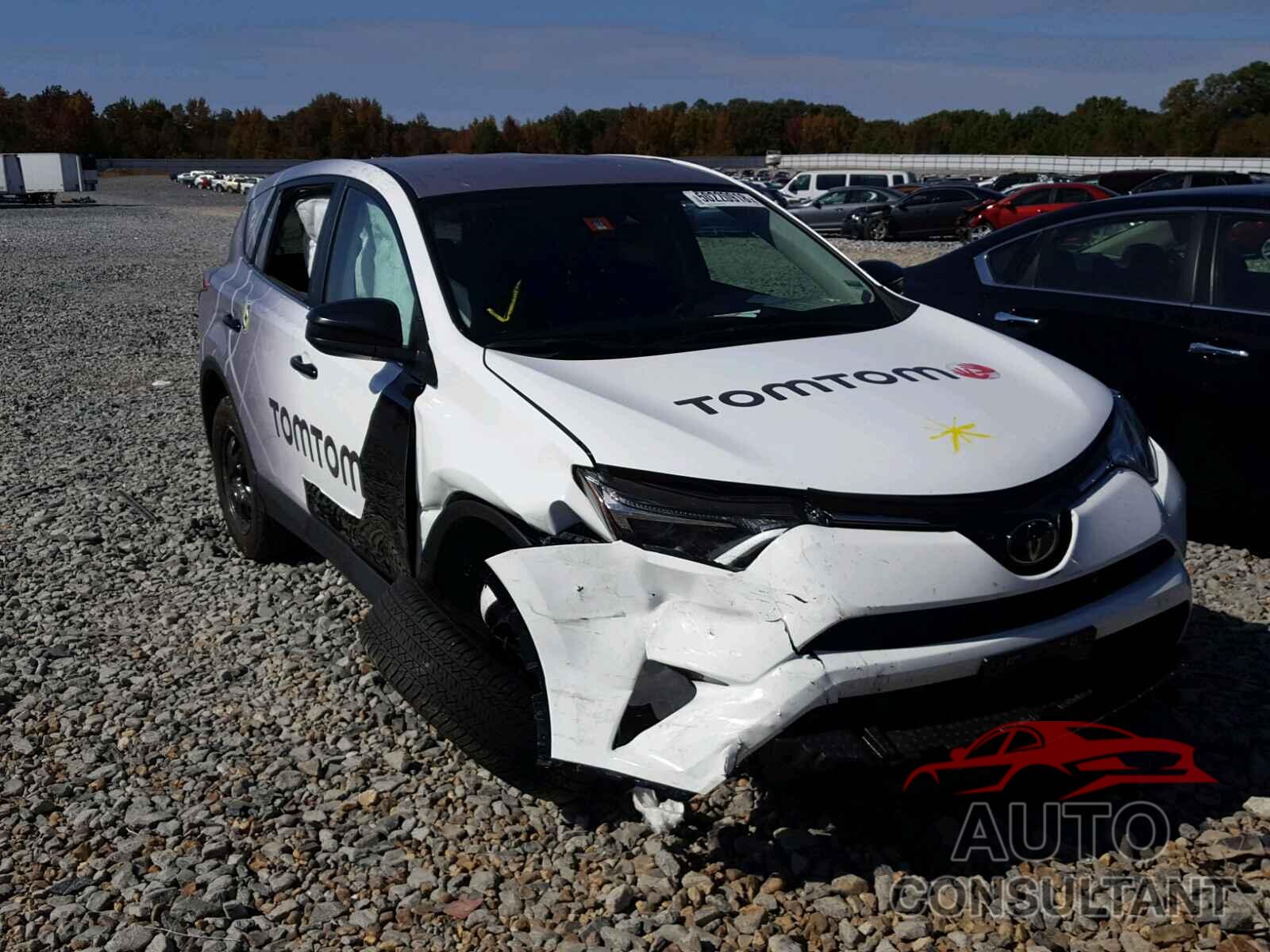 TOYOTA RAV4 LE 2018 - 2T3ZFREV3JW495385