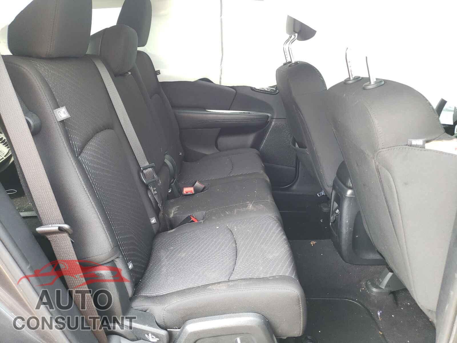 DODGE JOURNEY 2018 - 3C4PDCAB9JT352616