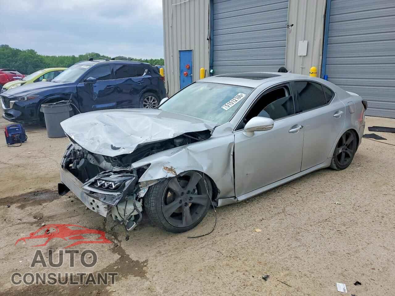 LEXUS IS 2011 - JTHBF5C29B5147553