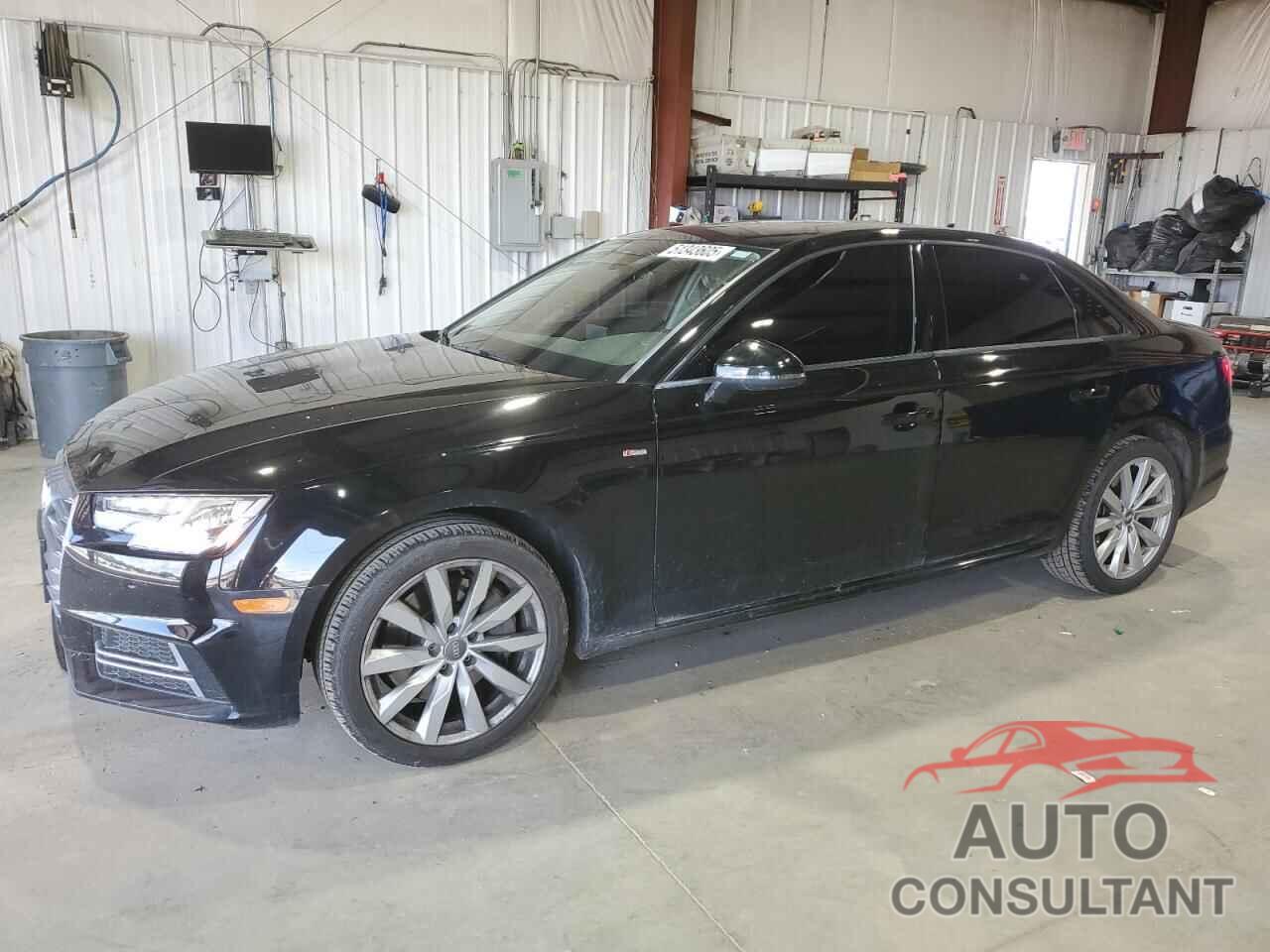 AUDI A4 2018 - WAUDNAF41JA139999