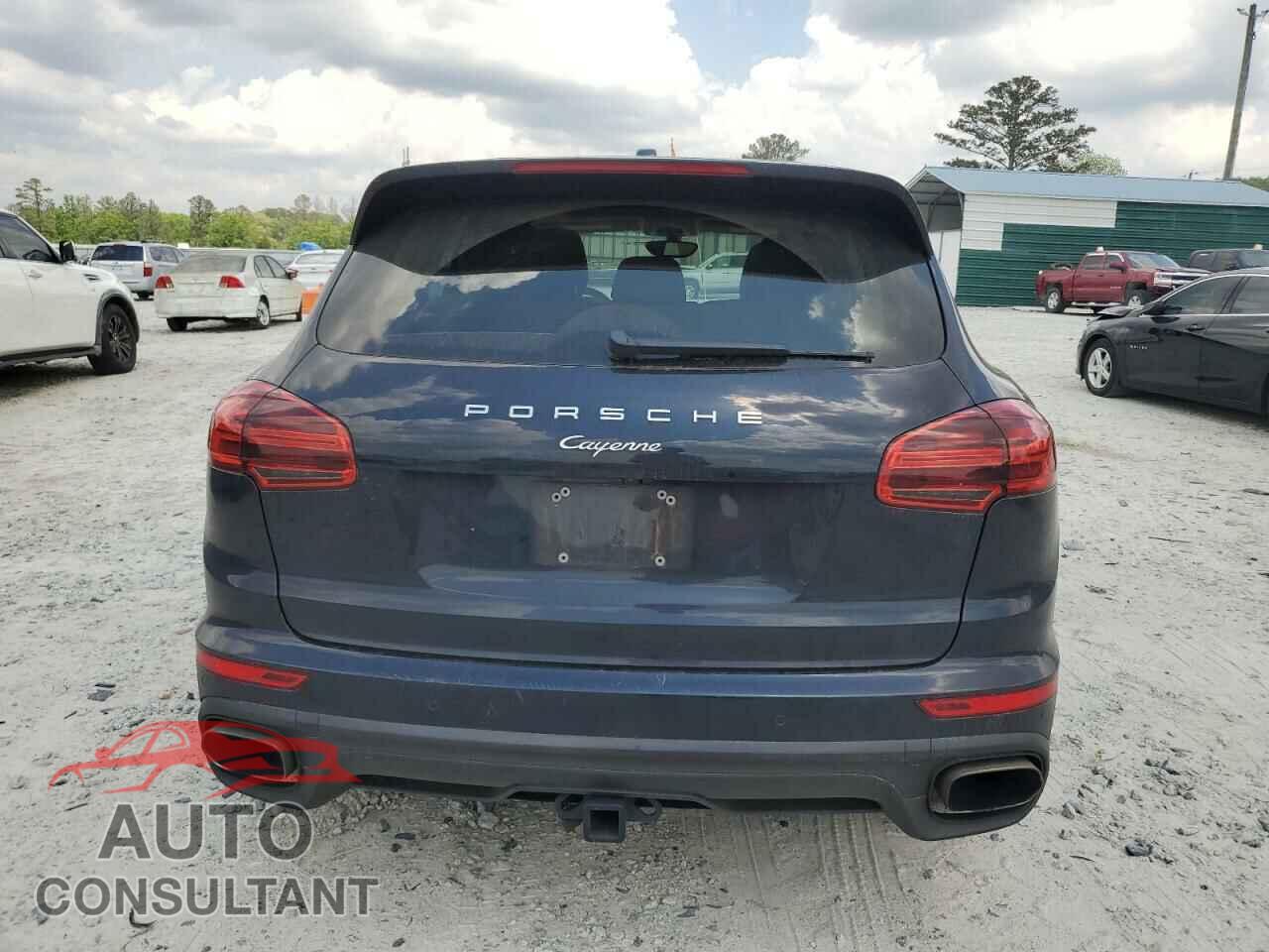 PORSCHE CAYENNE 2016 - WP1AA2A26GLA09340