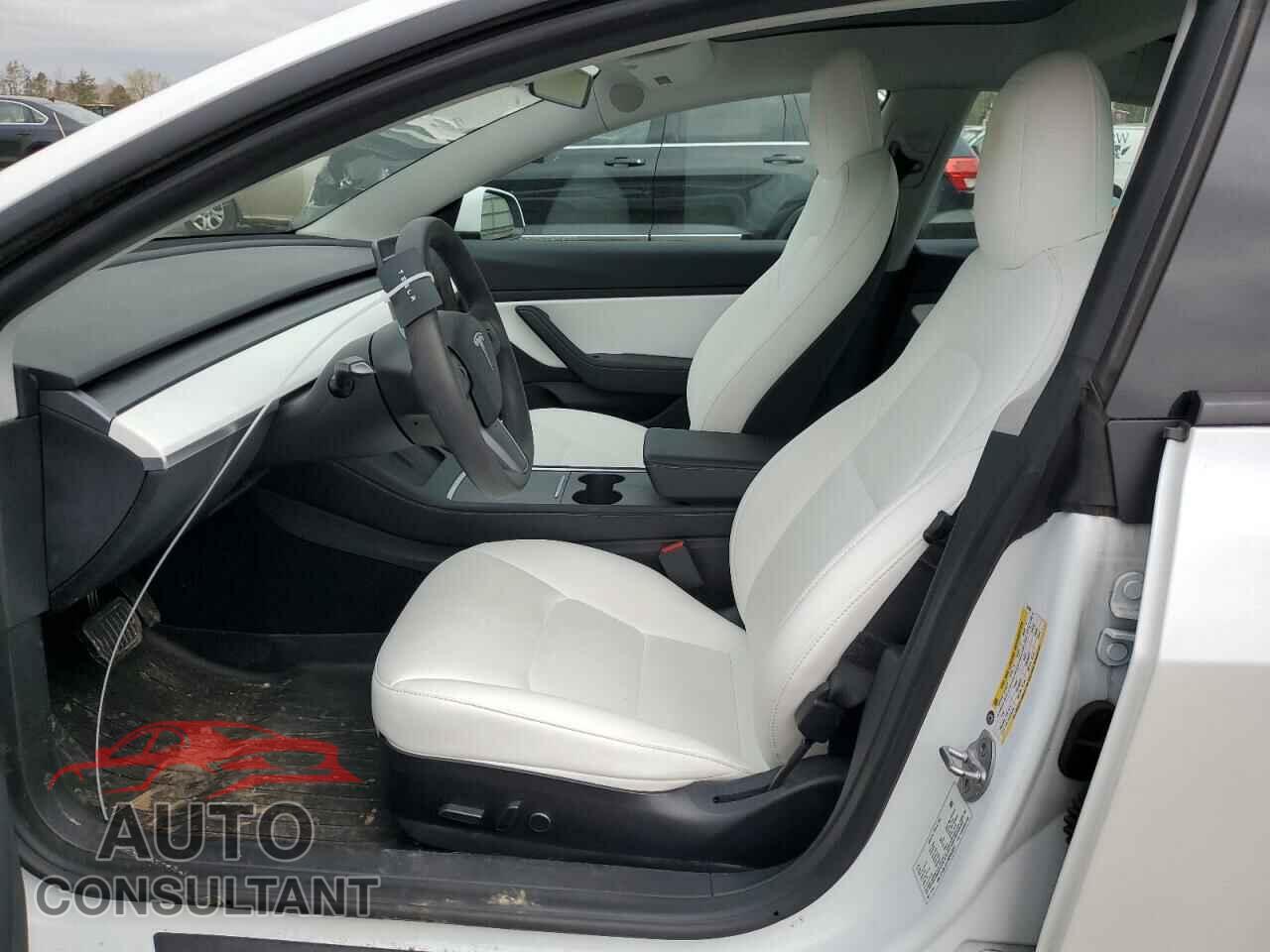 TESLA MODEL 3 2021 - 5YJ3E1EA1MF853889
