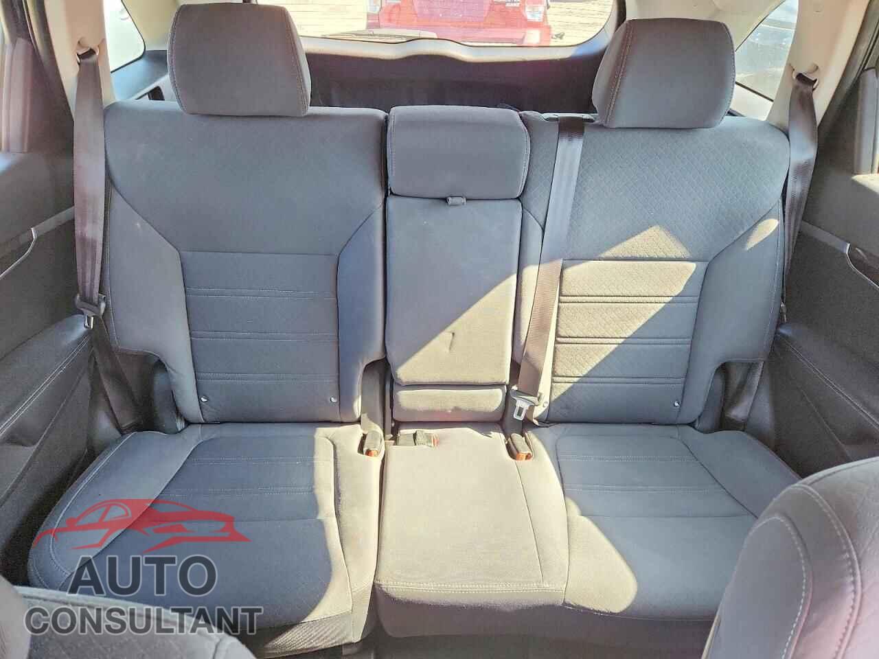 KIA SORENTO 2017 - 5XYPGDA37HG215861