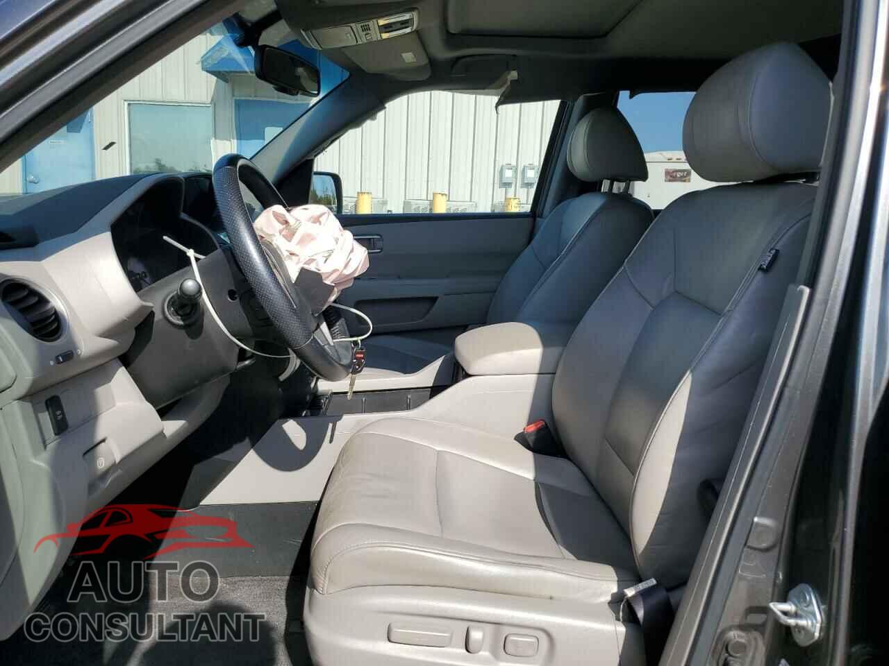 HONDA PILOT 2011 - 5FNYF3H79BB026363