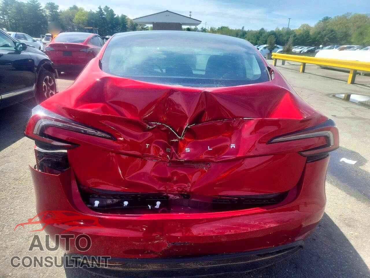 TESLA MODEL 3 2024 - 5YJ3E1EA4RF722799