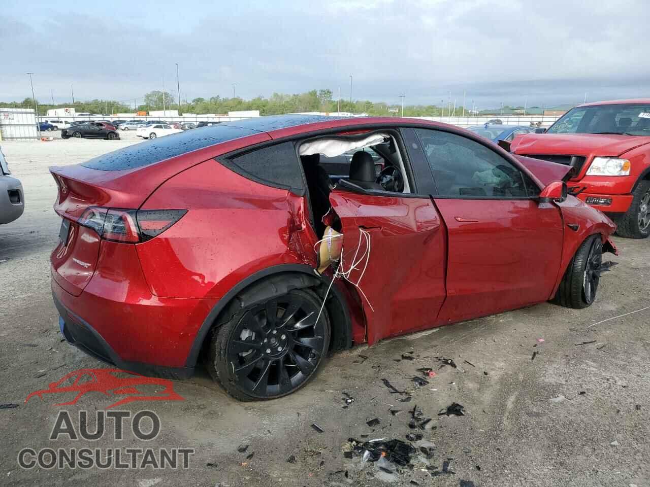 TESLA MODEL Y 2024 - 7SAYGDEE9RF987970