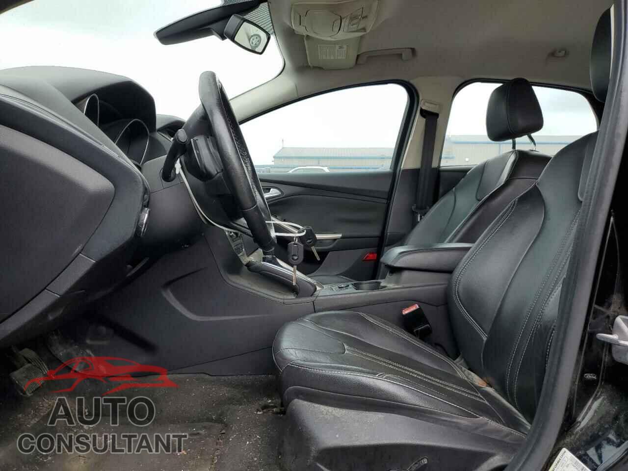 FORD FOCUS 2012 - 1FAHP3M24CL209262