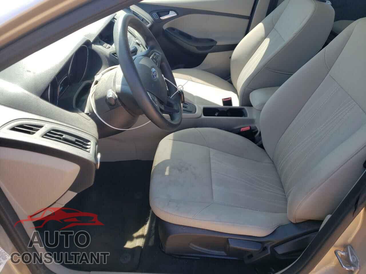 FORD FOCUS 2017 - 1FADP3F26HL295581