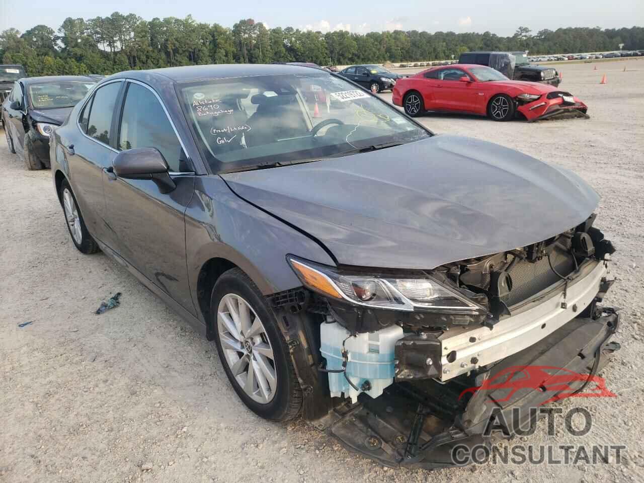 TOYOTA CAMRY 2021 - 4T1C11AK4MU416420