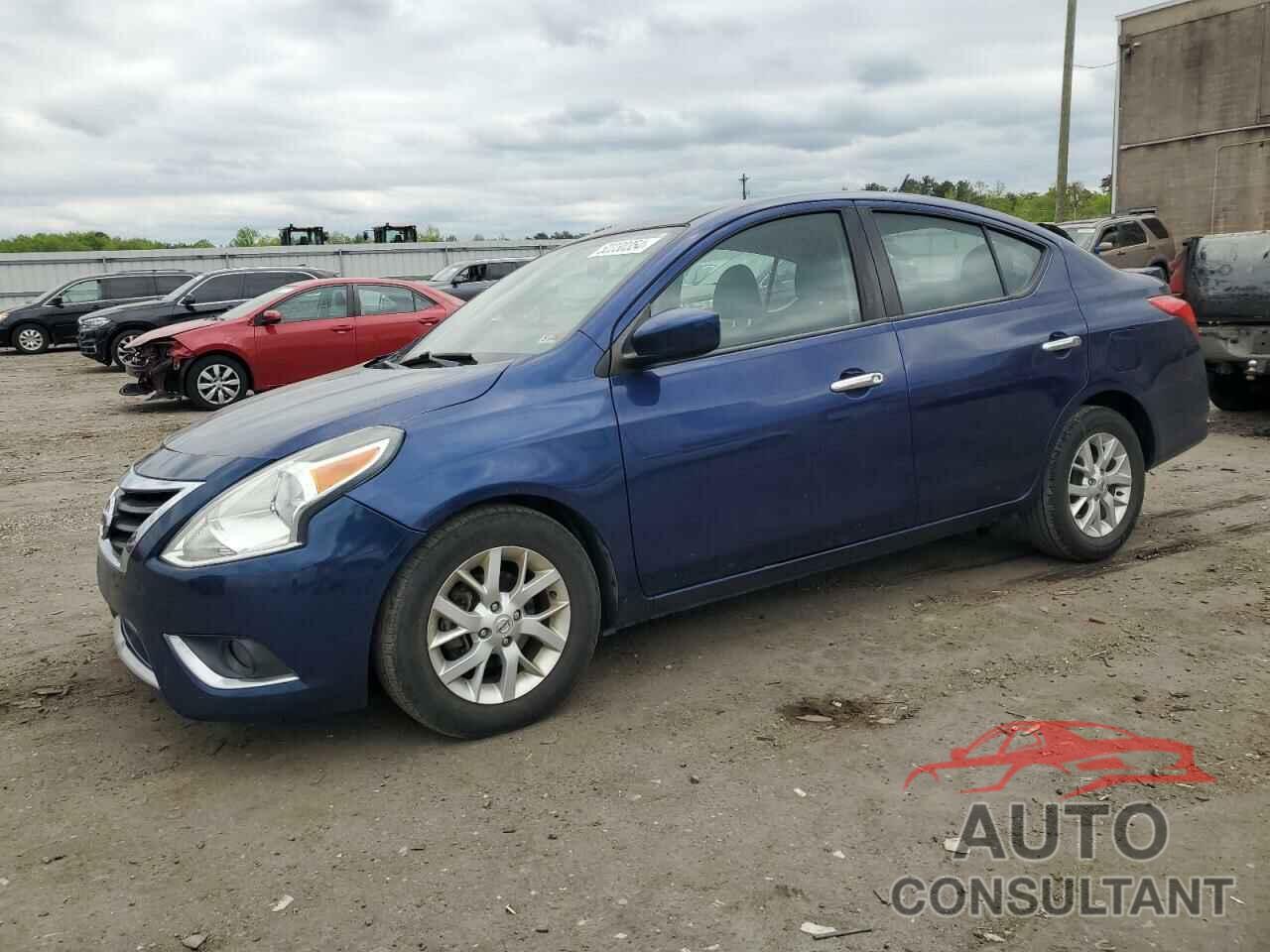 NISSAN VERSA 2018 - 3N1CN7AP0JL841942