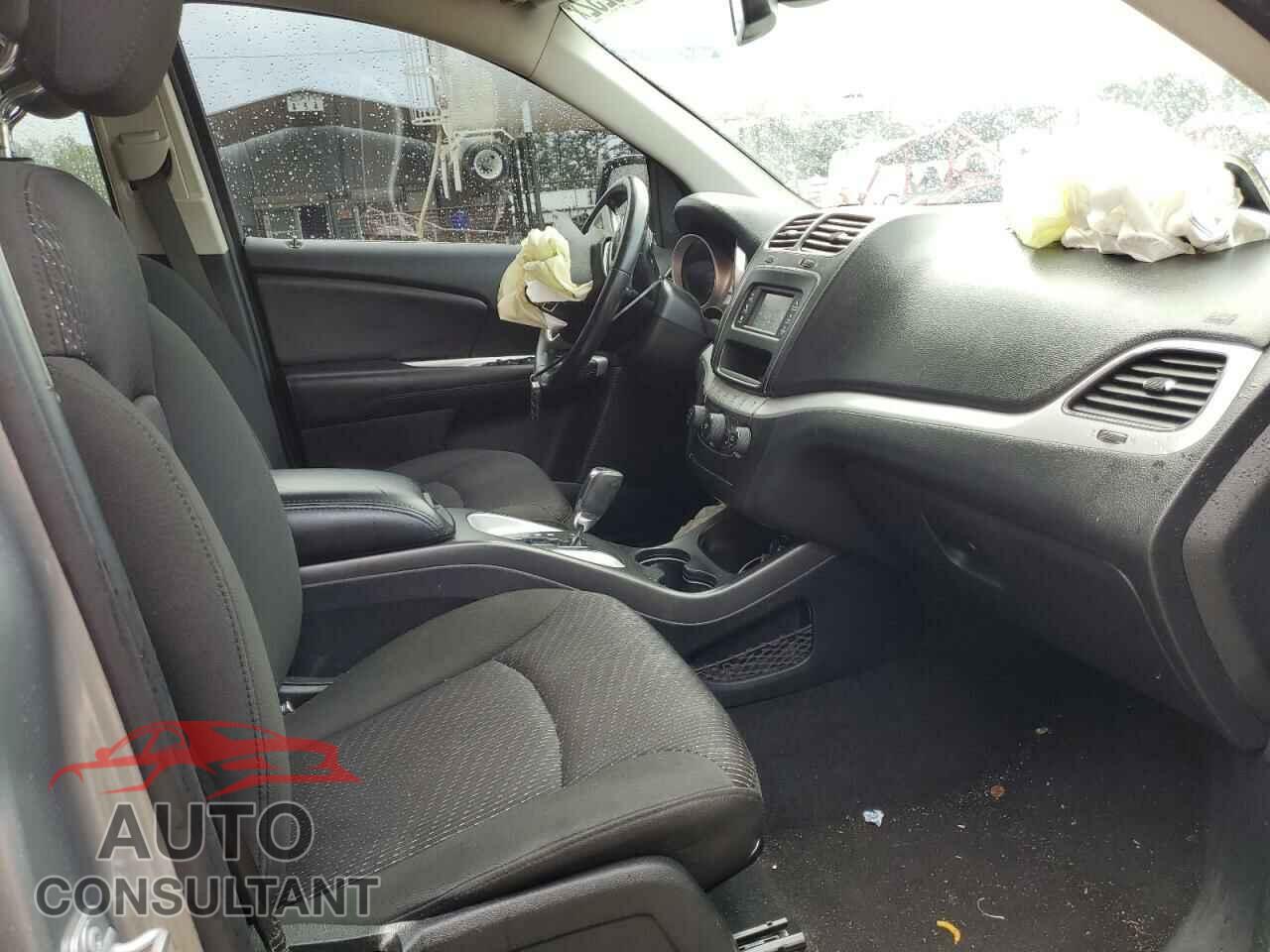 DODGE JOURNEY 2019 - 3C4PDCBB3KT810568