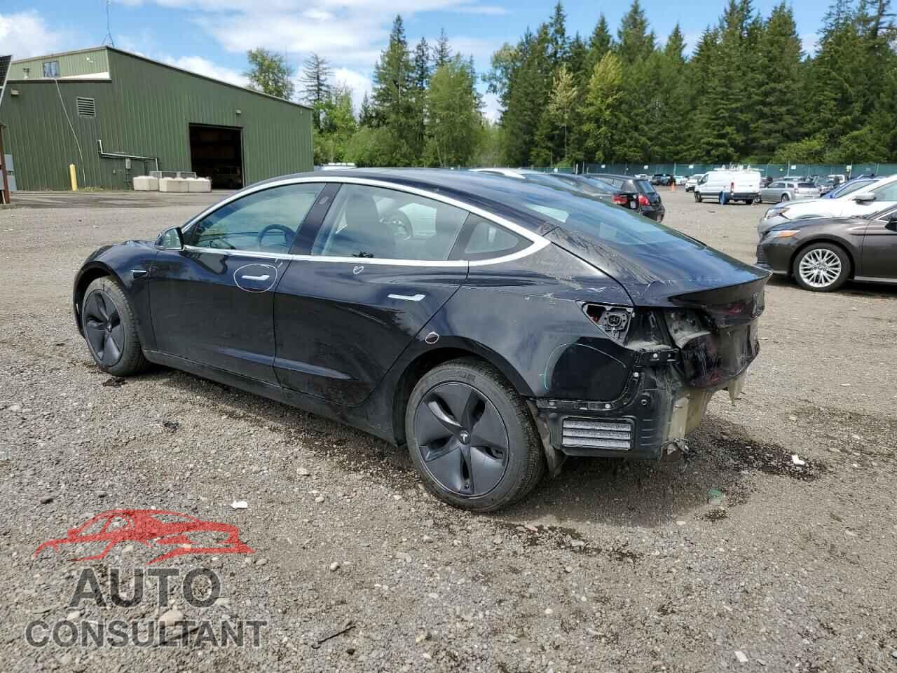 TESLA MODEL 3 2018 - 5YJ3E1EB8JF070704