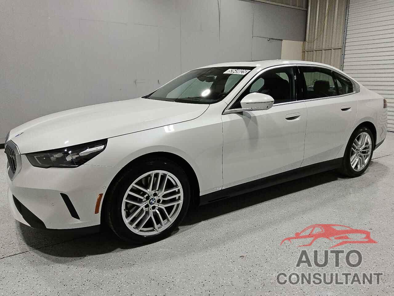 BMW 5 SERIES 2025 - WBA43FJ06SCT70412