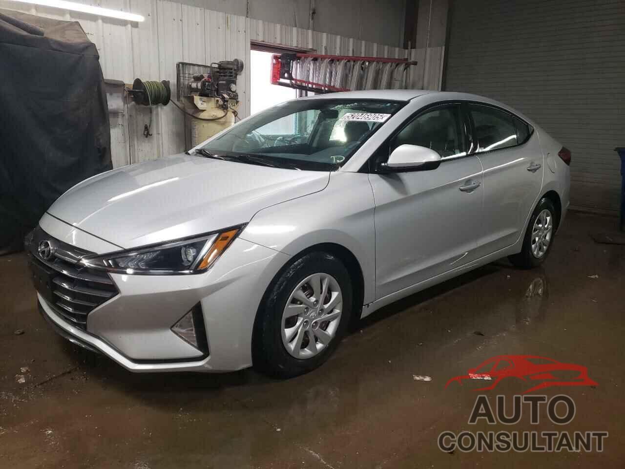 HYUNDAI ELANTRA 2019 - 5NPD74LF7KH497820