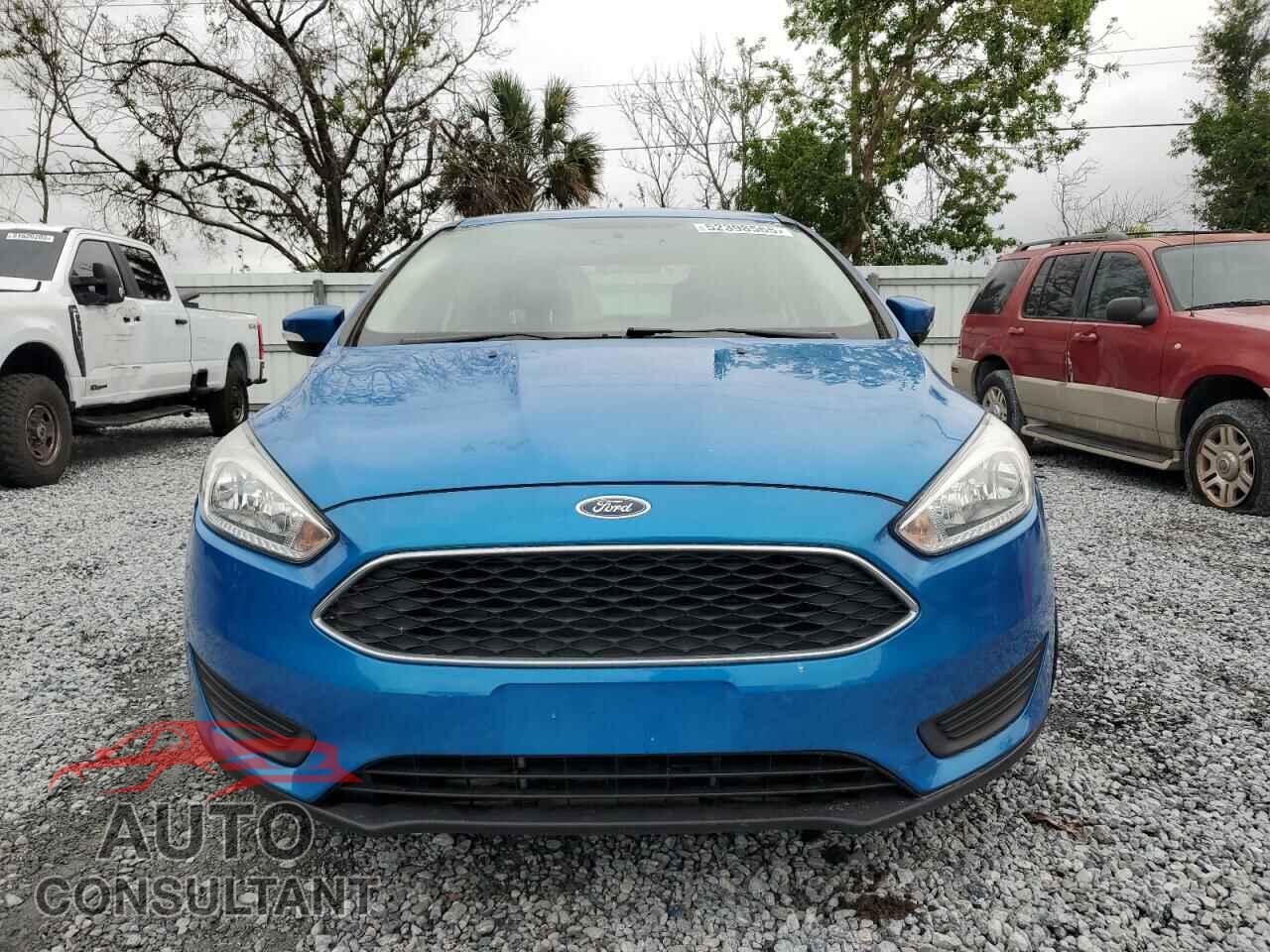 FORD FOCUS 2017 - 1FADP3F20HL242309