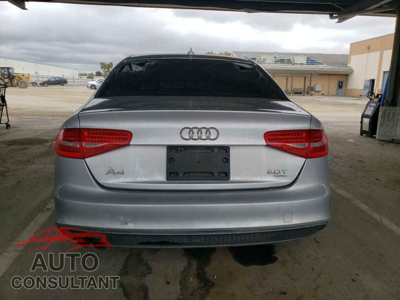 AUDI A4 2015 - WAUBFAFLXFN007710