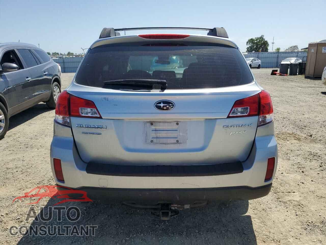 SUBARU OUTBACK 2013 - 4S4BRBAC1D3256859