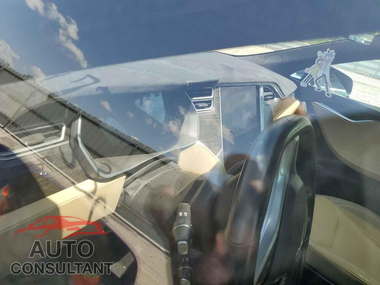 TESLA MODEL S 2015 - 5YJSA1H27FF098438