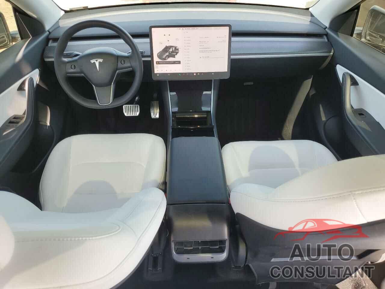TESLA MODEL Y 2021 - 5YJYGDED6MF110558