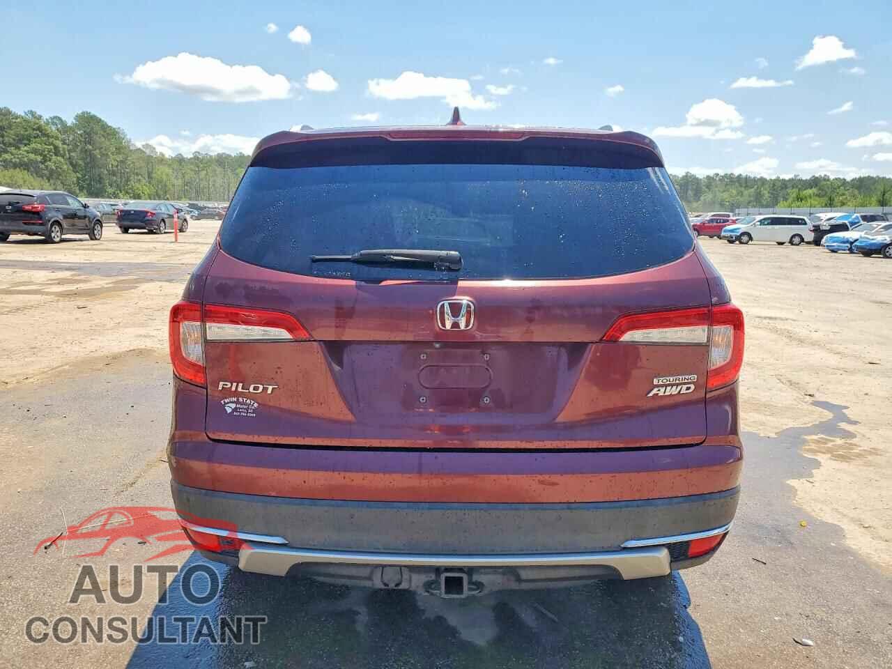 HONDA PILOT 2019 - 5FNYF6H91KB079657