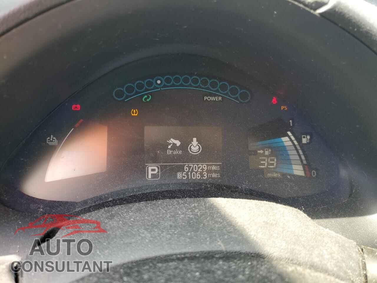 NISSAN LEAF 2015 - 1N4AZ0CP3FC320784
