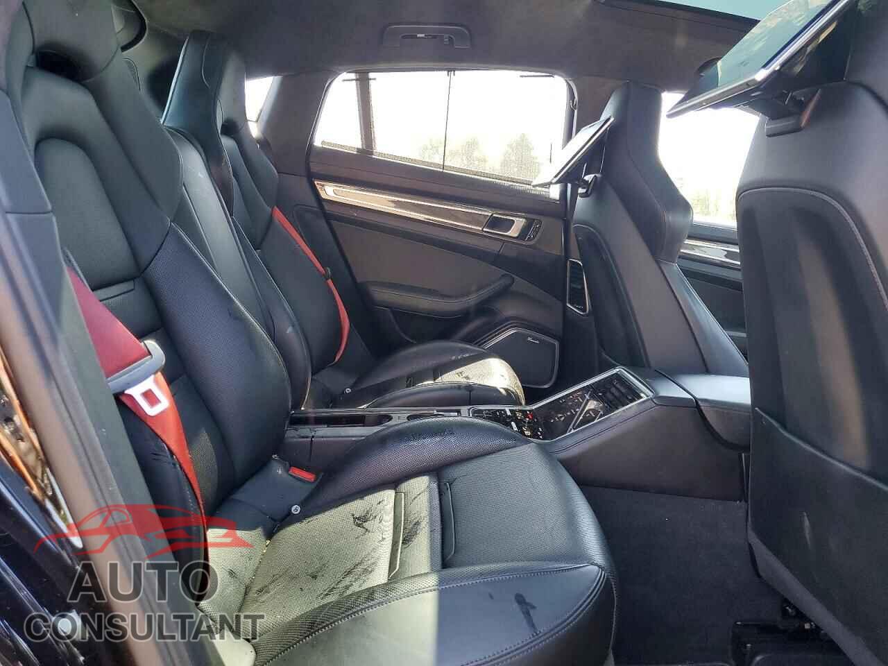 PORSCHE PANAMERA 2017 - WP0AF2A73HL152875