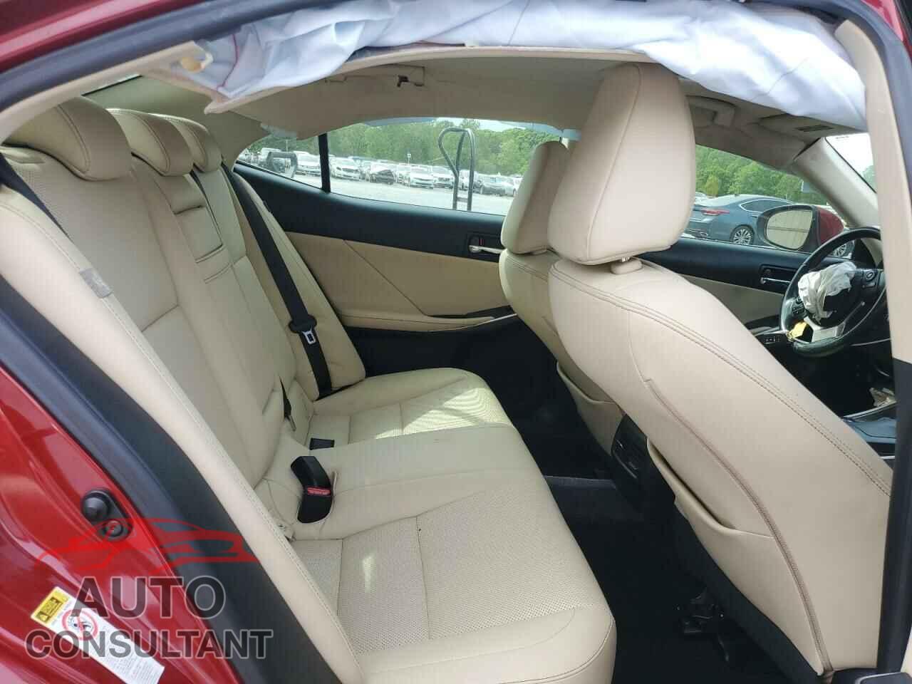 LEXUS IS 2014 - JTHCF1D27E5011485