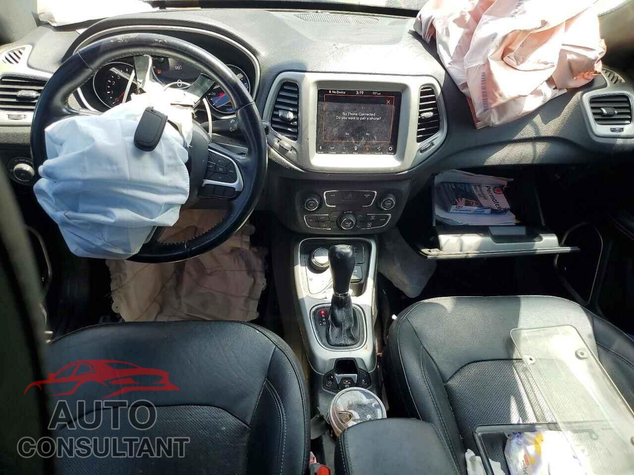 JEEP COMPASS 2020 - 3C4NJDCB3LT135276