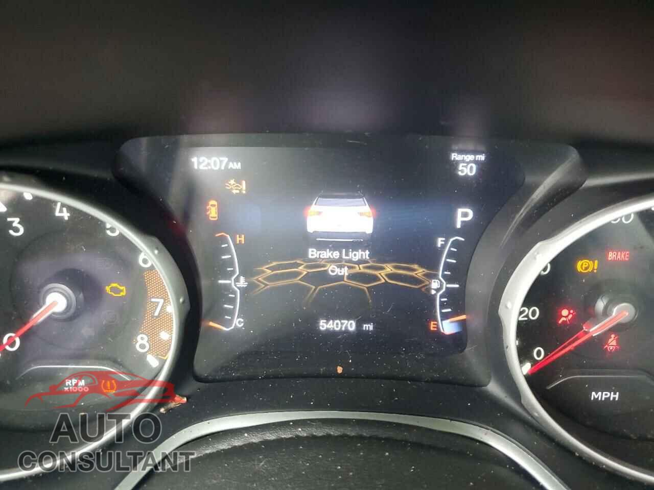 JEEP COMPASS 2020 - 3C4NJDBB0LT258454