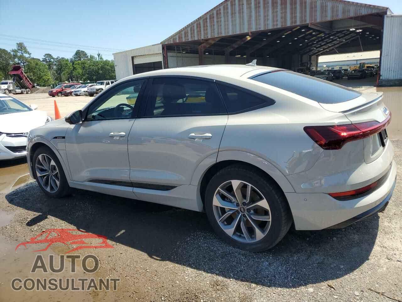AUDI E-TRON 2021 - WA12AAGE3MB013620
