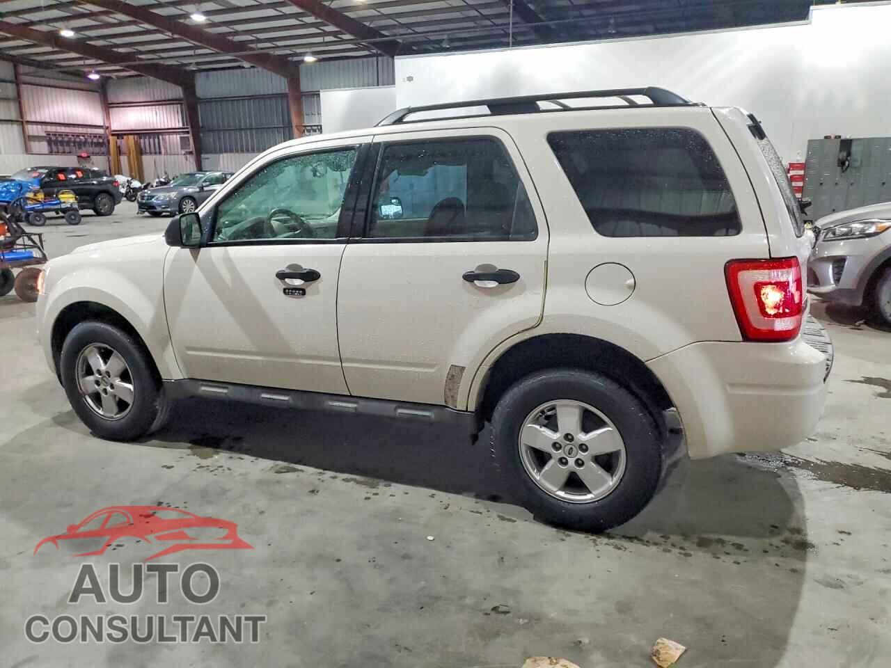 FORD ESCAPE 2010 - 1FMCU0DG9AKC68846