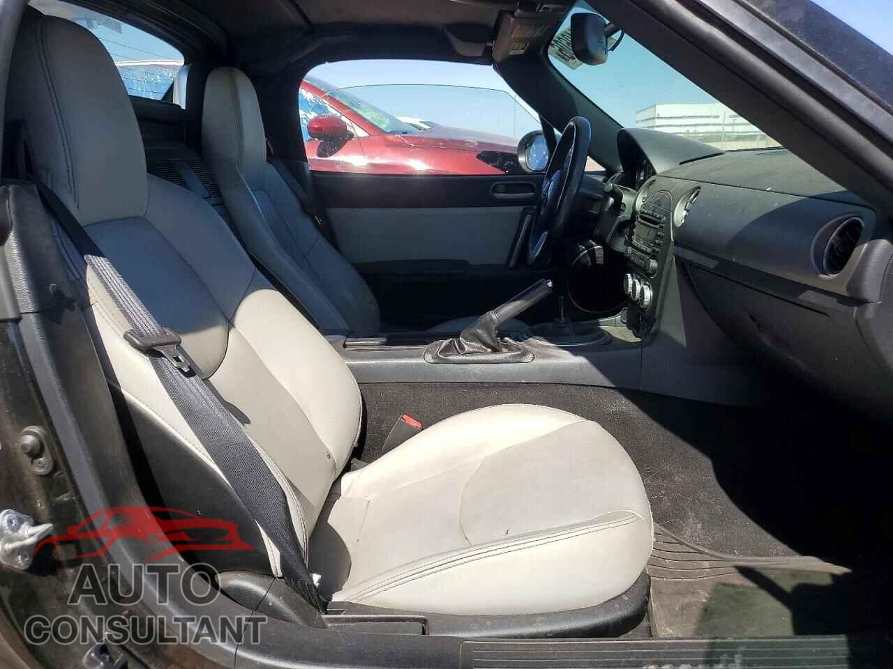 MAZDA MX5 2011 - JM1NC2PF0B0217358