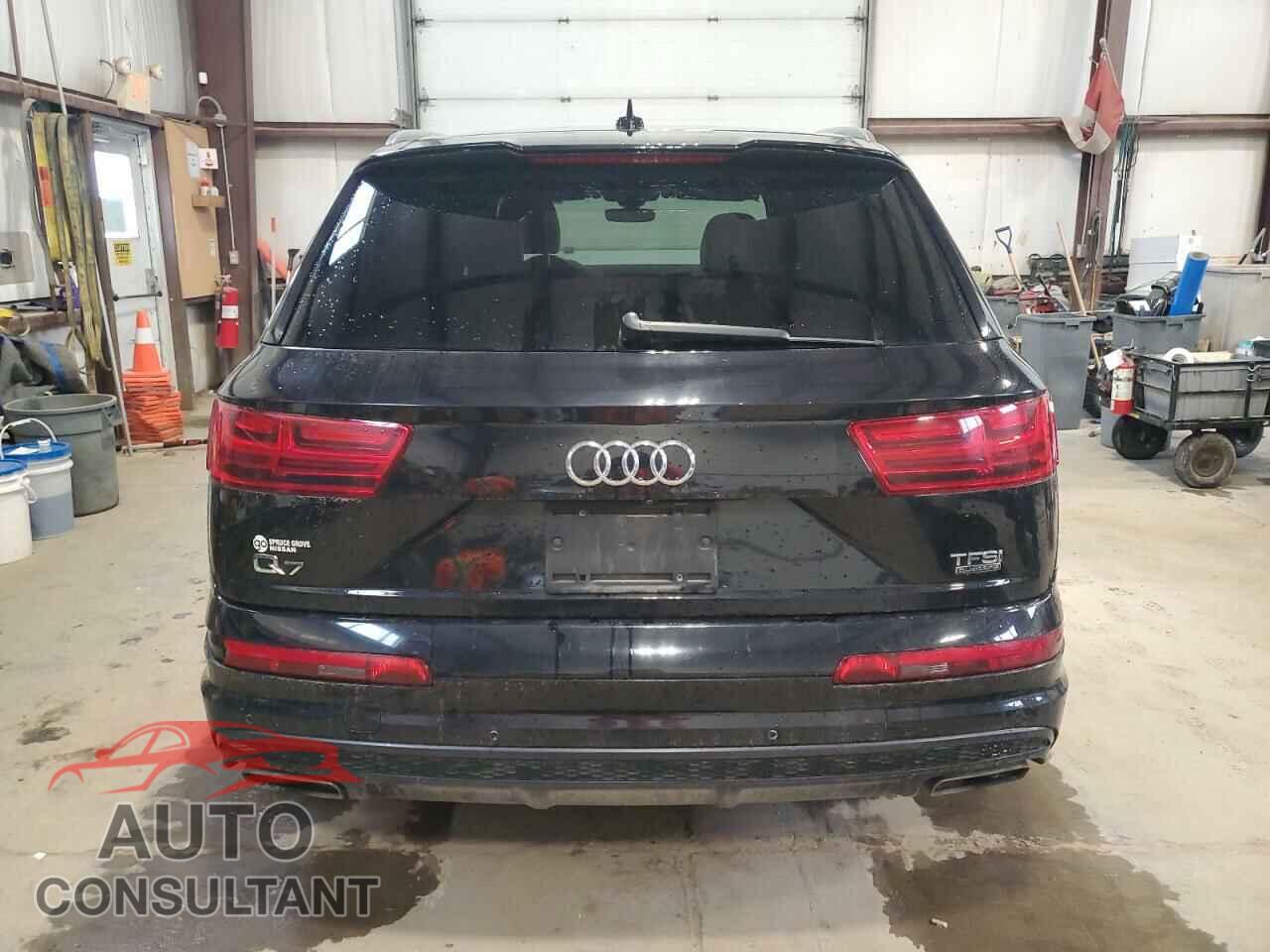 AUDI Q7 2017 - WA1WAAF70HD026856