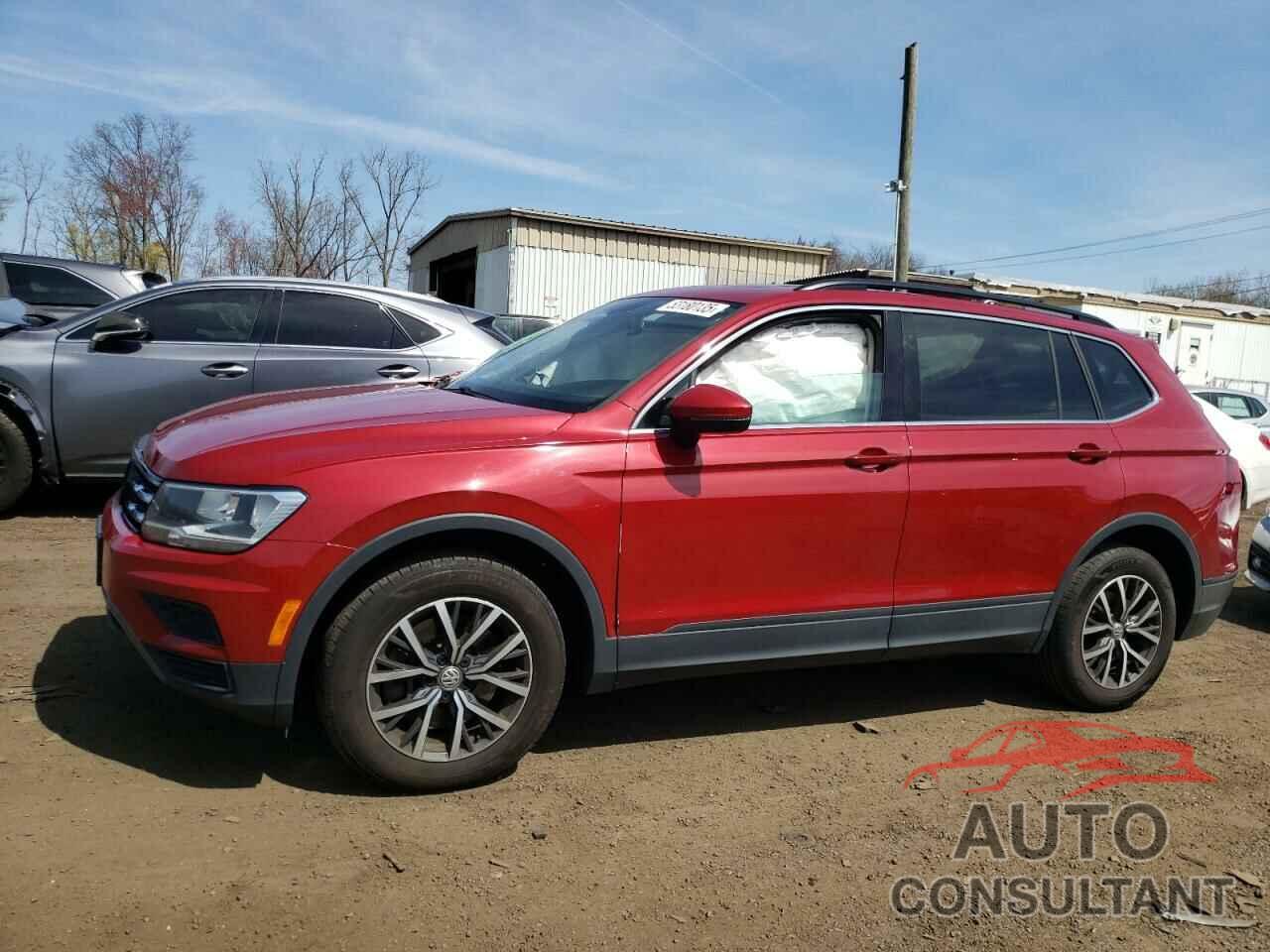 VOLKSWAGEN TIGUAN 2019 - 3VV2B7AX7KM149000