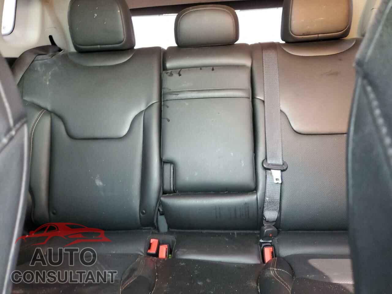 JEEP COMPASS 2019 - 3C4NJDCB1KT812131